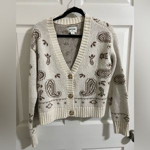 American Eagle Sweater